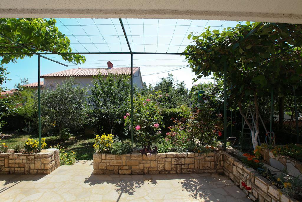 Apartment Ema Premantura Δωμάτιο φωτογραφία
