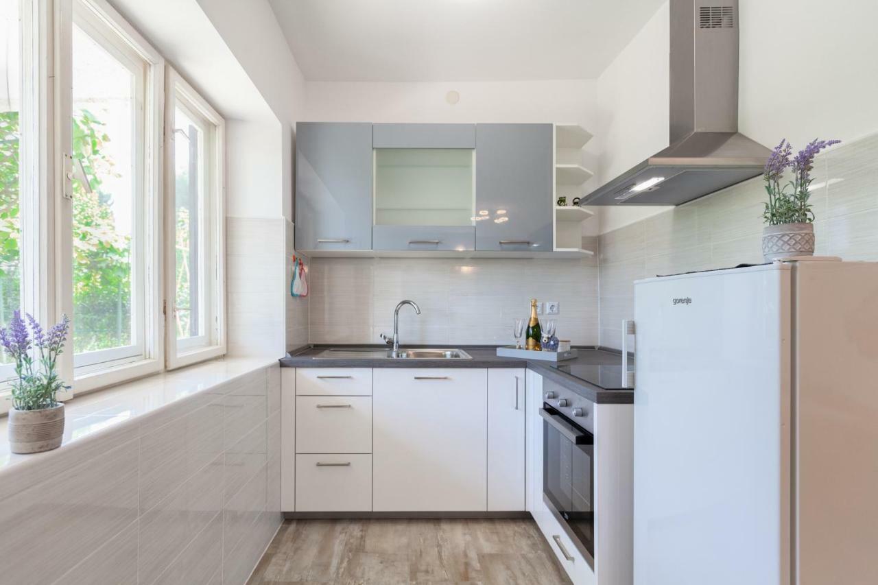 Apartment Ema Premantura Εξωτερικό φωτογραφία